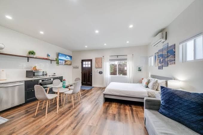 Navigate Stays Laid-Back Kensington Guest House, Guesthouse in San Diego