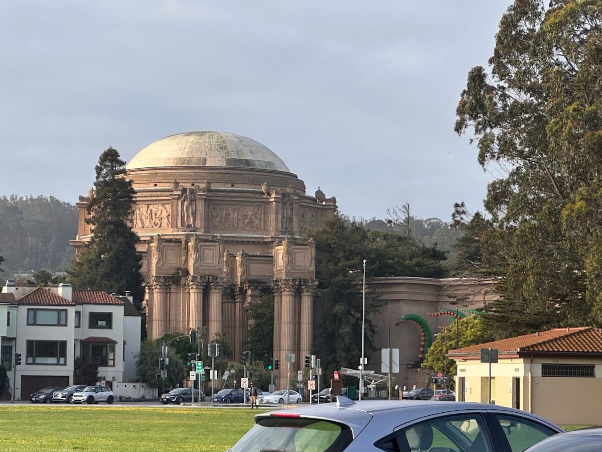San fransisco, Hotel in San Fernando
