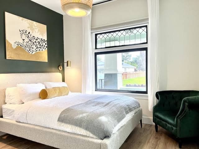 New Modern Craftsman Guest House with Bay Windows, Guesthouse in San Jose