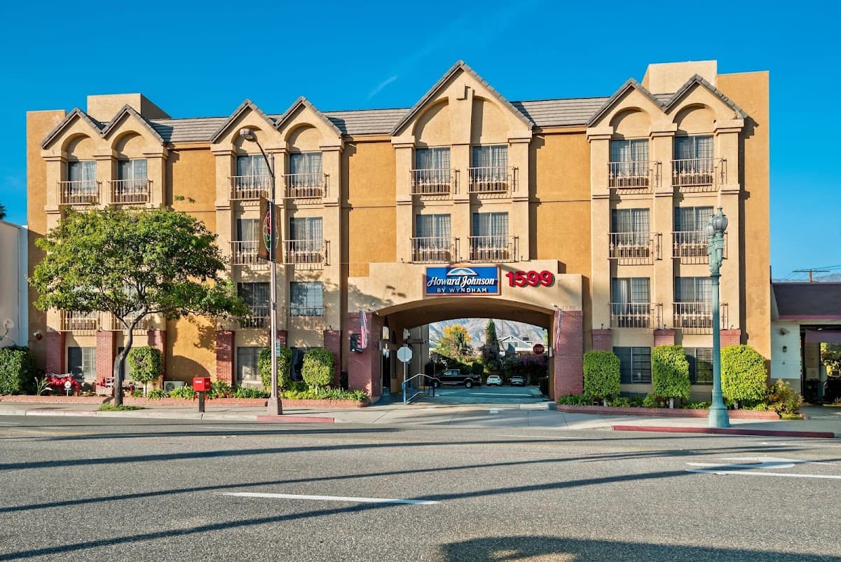 Howard Johnson by Wyndham Pasadena, Hotel in San Marino