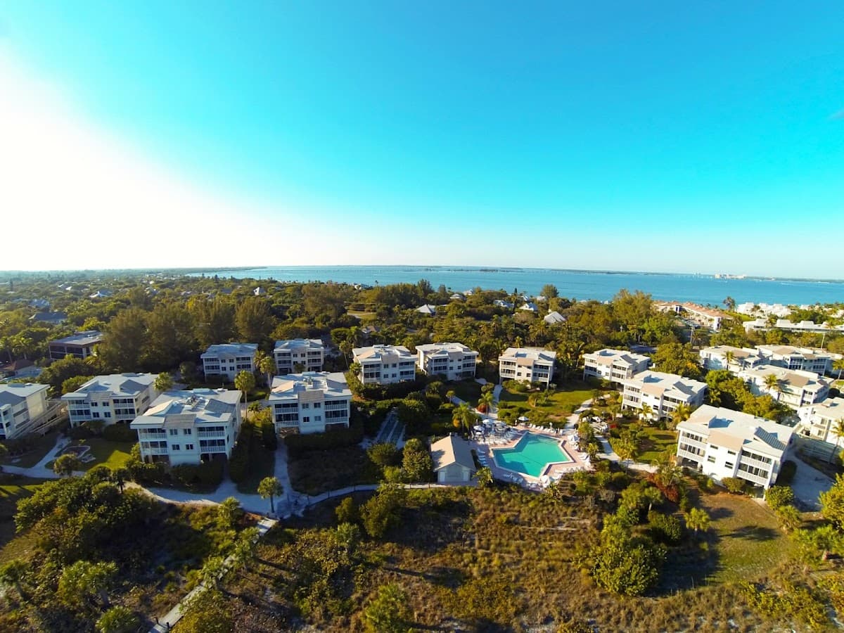 Shell Island Beach Club, Resort in Sanibel
