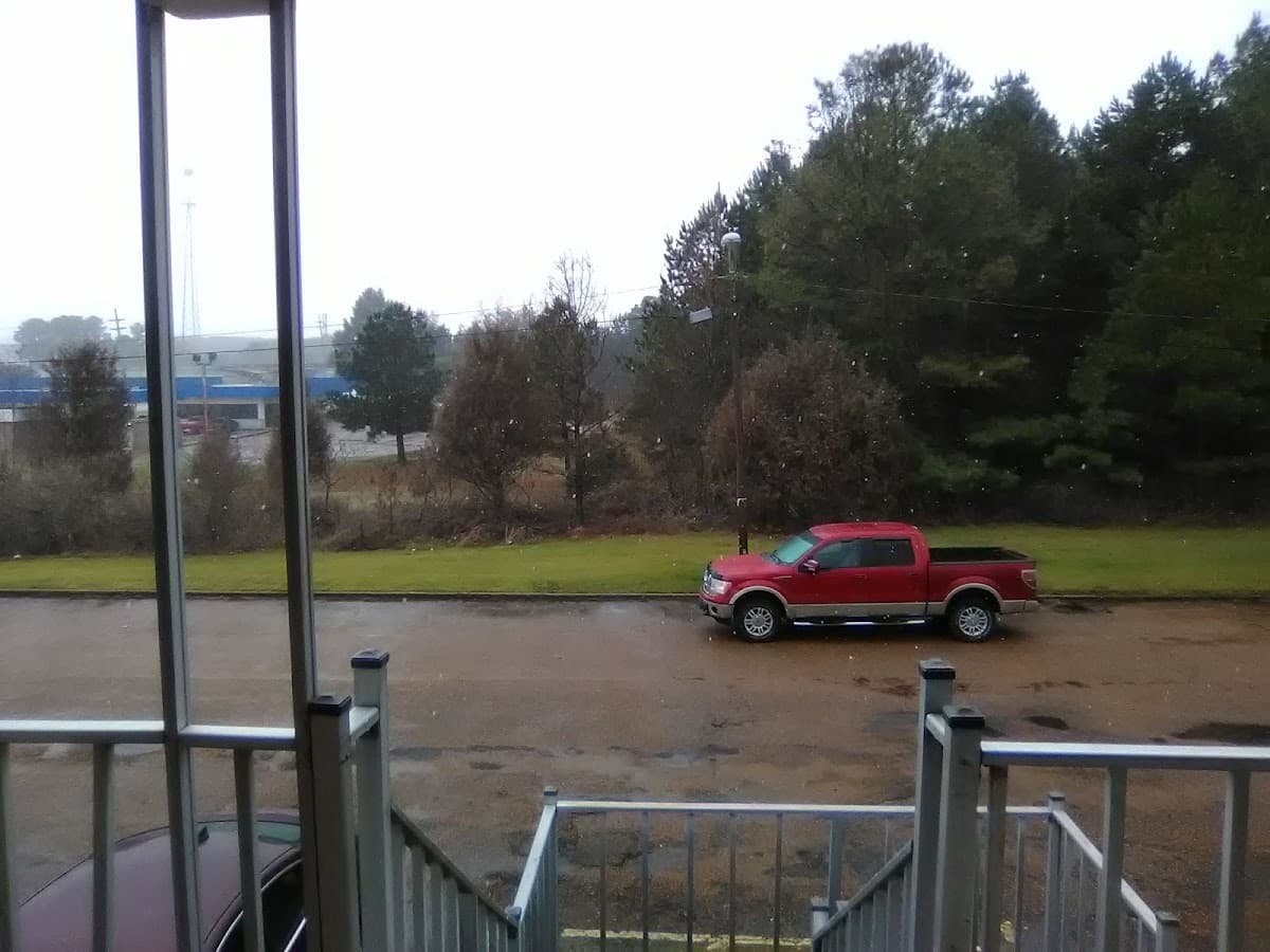 Lake Inn, Hotel in Sardis