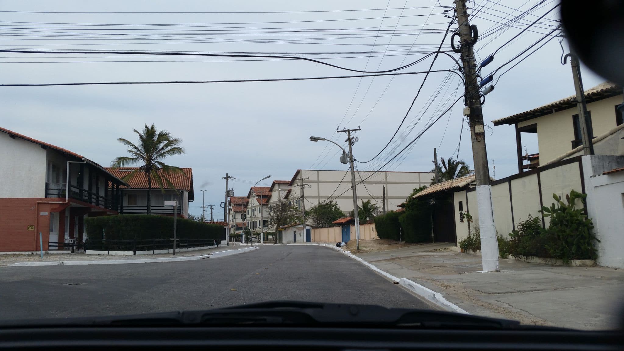 Street view near Vila Blanche, Cabo Frio — © pablo (CC BY-SA · Mapillary)