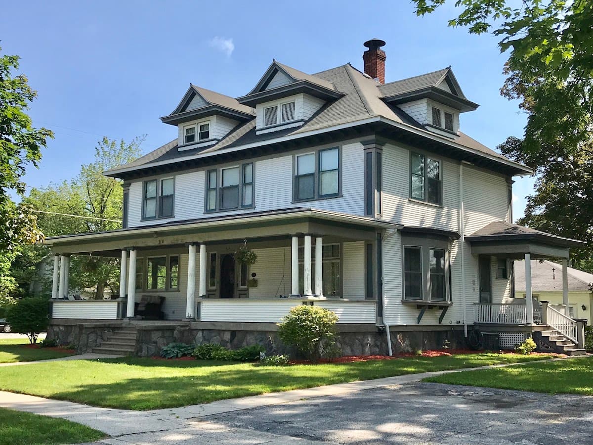 The Reverie Retreat, Hotel in Scottville