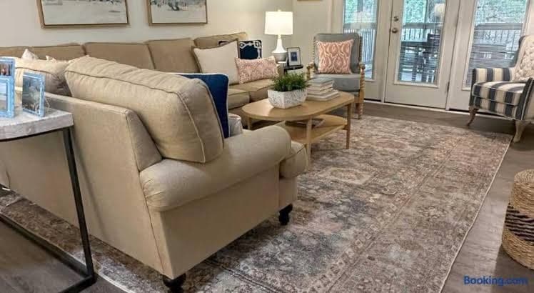 1111 Summerwind Cottage - Entire Place, Holiday Home in Seabrook Island