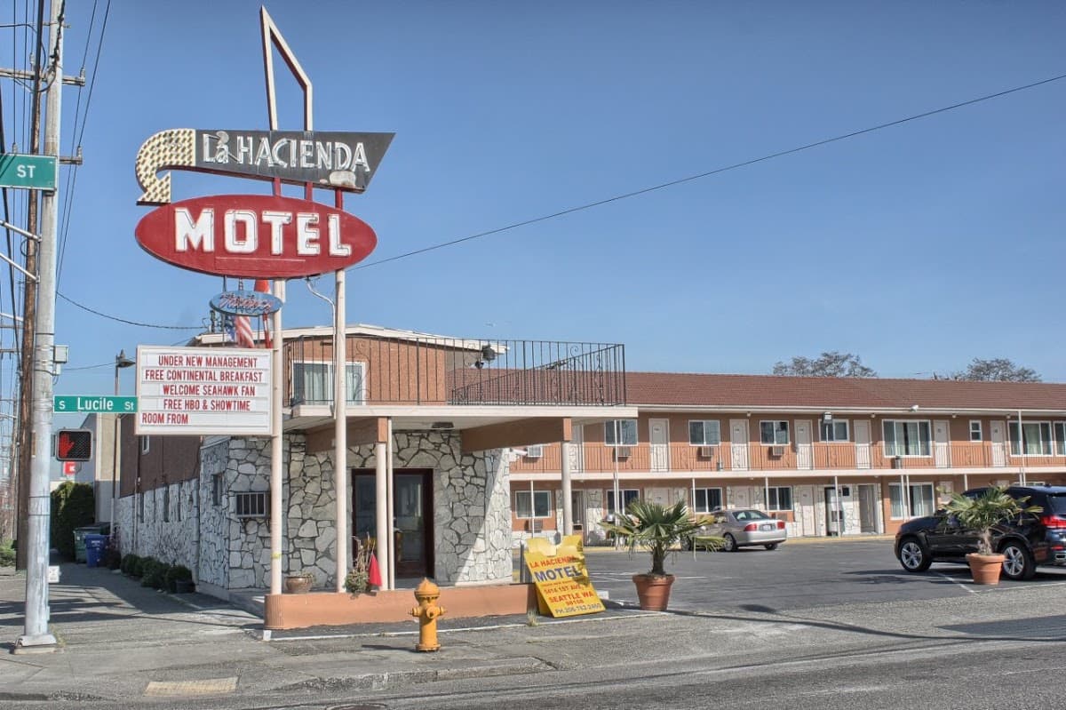 La Hacienda Motel, Hotel in White Center