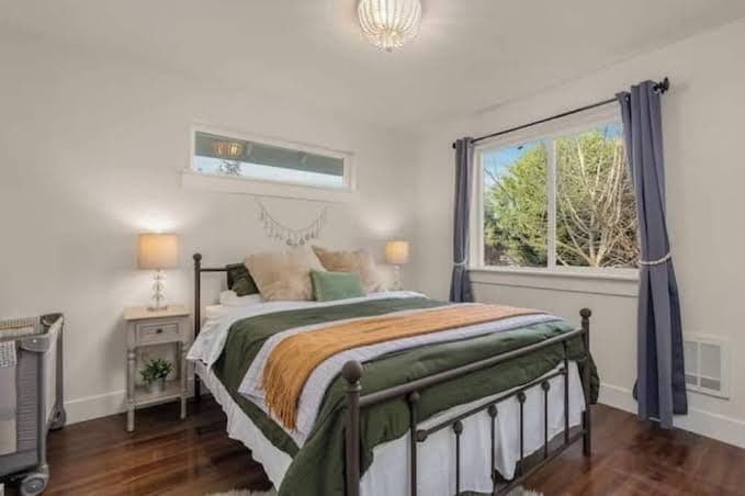 La Casita- 2 Bbrm Private Gated Guesthouse\n\n, Guesthouse in White Center