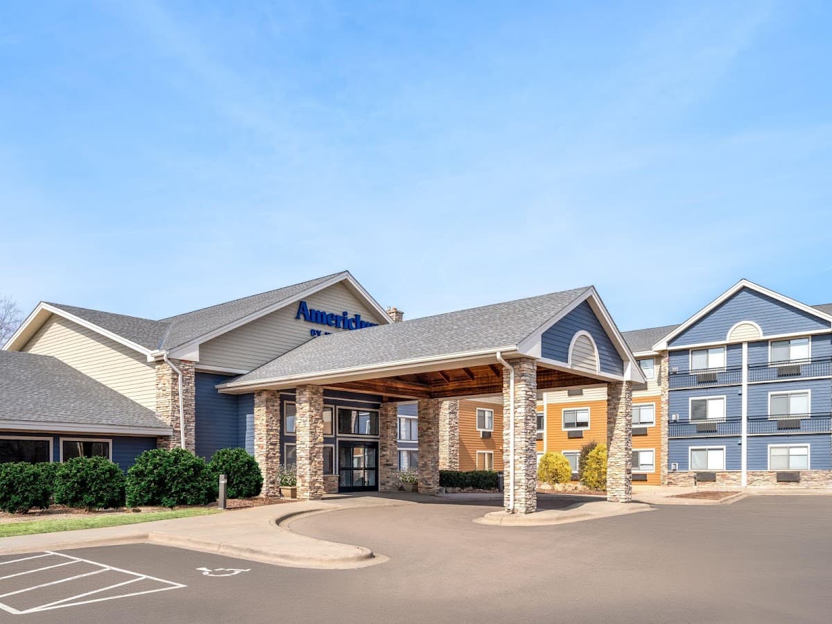 AmericInn by Wyndham Shakopee Near Canterbury Park, Hotel in Shakopee