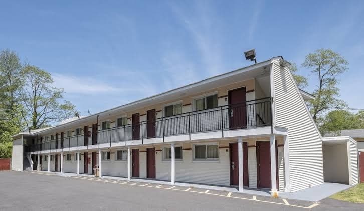 Red Roof Inn Neptune - Jersey Shore, Hotel in Shark River Hills