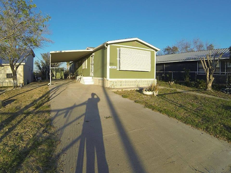 Bassmans Lodging- Falcon Lake, Hotel in Siesta Shores