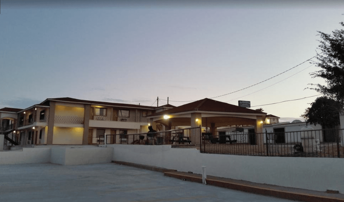 Aqua View Inn & Suites, Hotel in Falcon Lake Estates