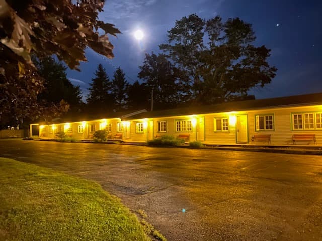 Breezy Acres Motel, Hotel in Skowhegan
