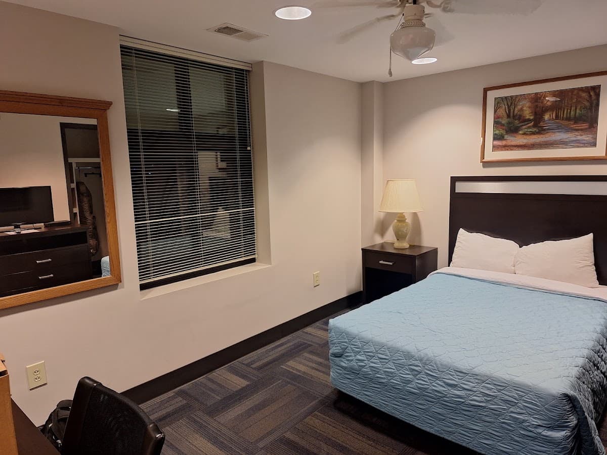 RTI Billeting Student Building, Hotel in Smyrna