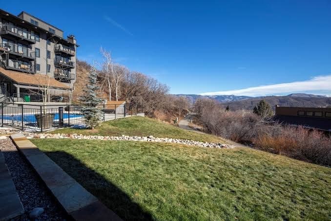 Snowmass Mountain Condominiums, Hotel in Snowmass Village