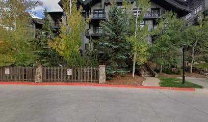 Lumin by Snowmass Mountain Lodging, Lodge in Snowmass Village