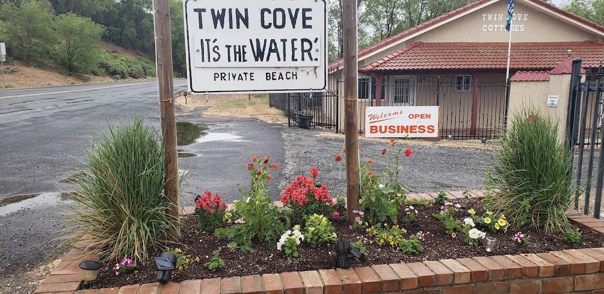Twin Cove Cottages, Resort in Soap Lake