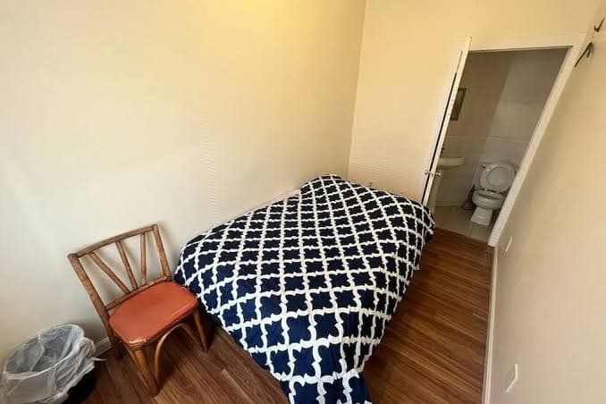 ESJACPE GUEST HOUSE - Basic Room, Guesthouse in Back of the Hill