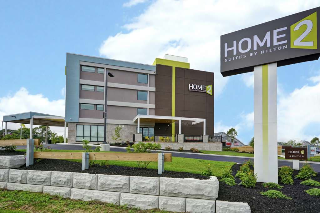 Home2 Suites by Hilton Portland Airport ME, Hotel in South Portland Gardens