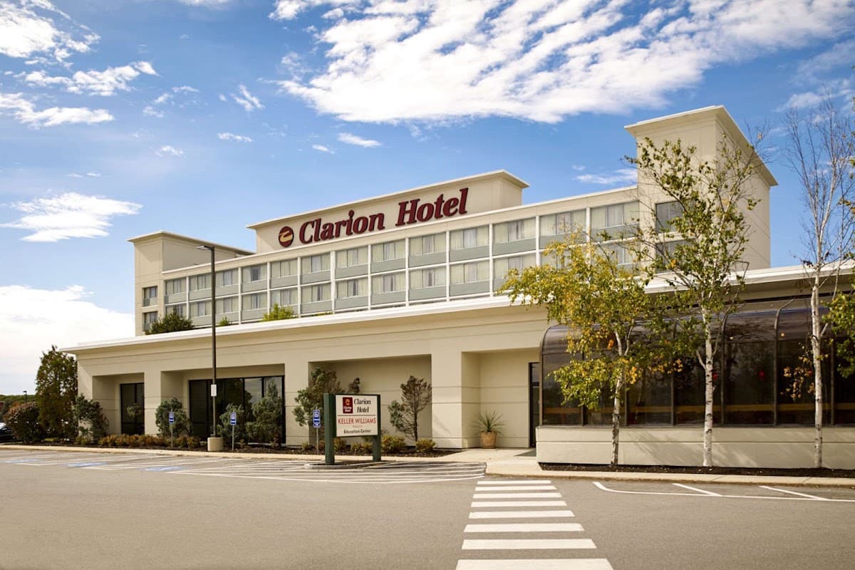 Clarion Hotel Portland Airport ME, Hotel in South Portland Gardens