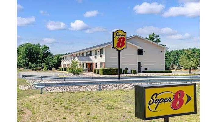 Super 8 by Wyndham Sanford Kennebunkport Area, Hotel in South Sanford