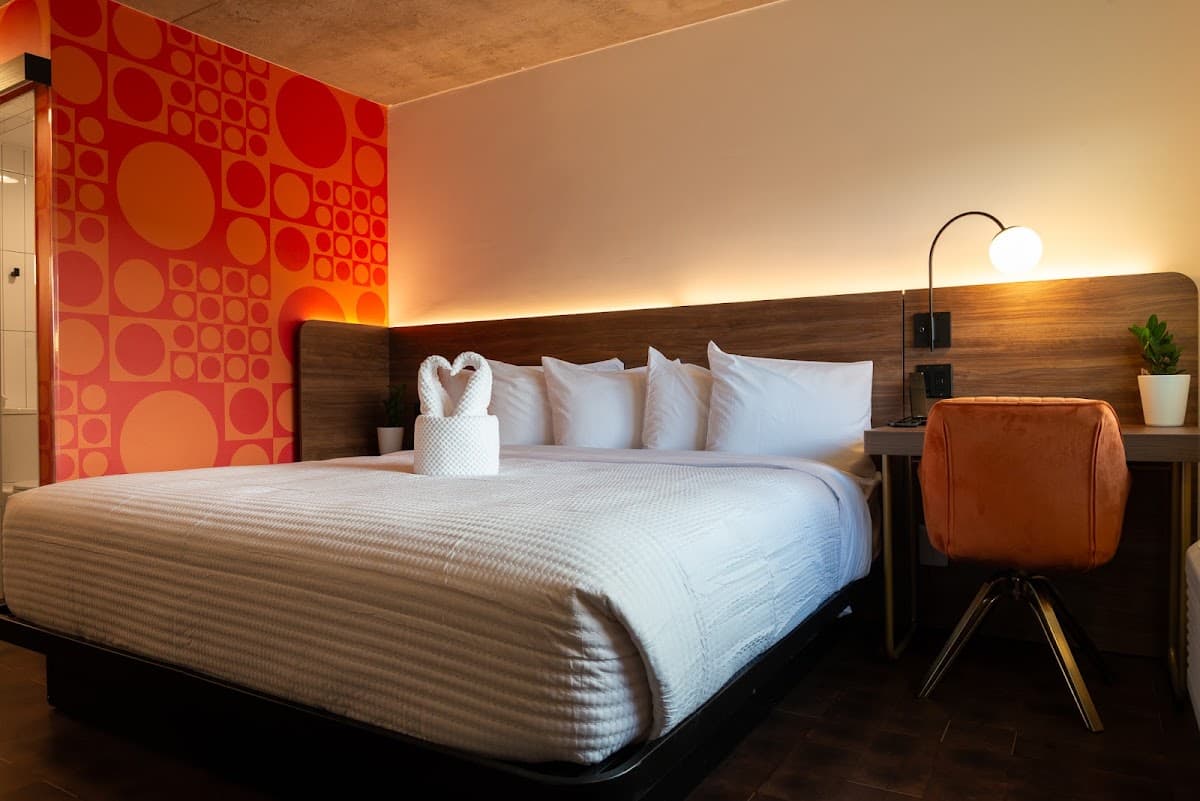 The Alice Hotel, Hotel in South Tucson