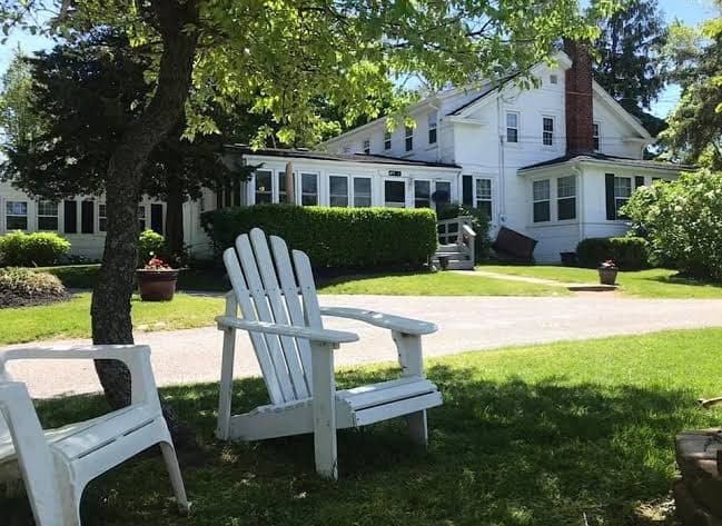 White Blossom House Inn, Hotel in Southold