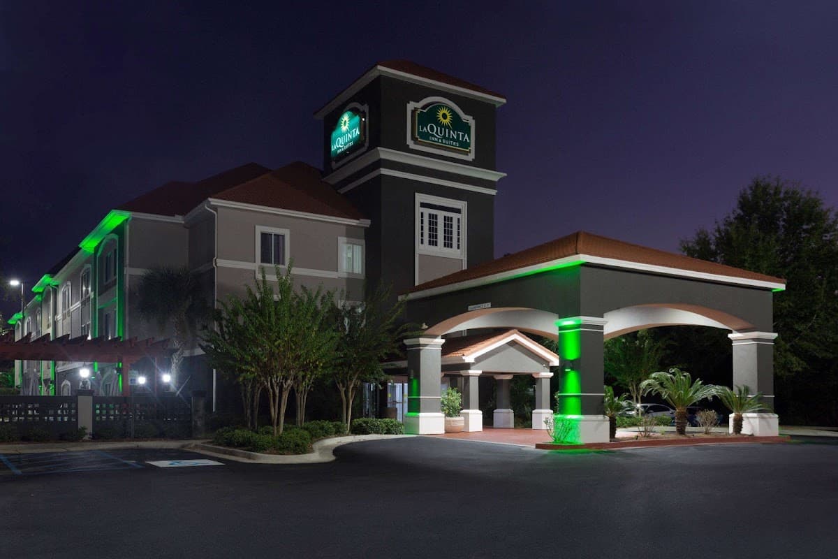 La Quinta Inn & Suites by Wyndham Mobile - Daphne, Hotel in Spanish Fort