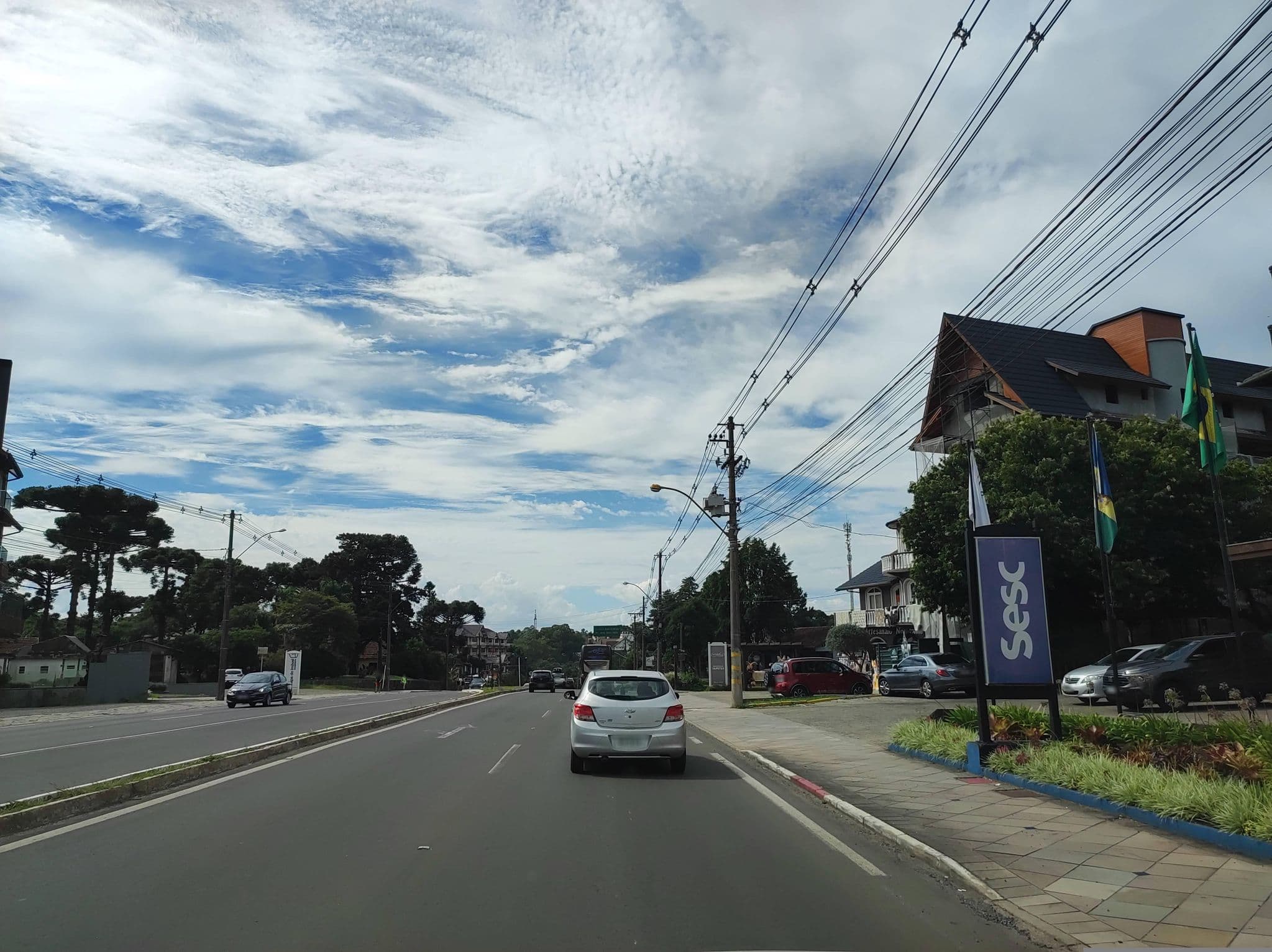 Street view near Hotel SESC Gramado, Gramado — © diegokrein (CC BY-SA · Mapillary)