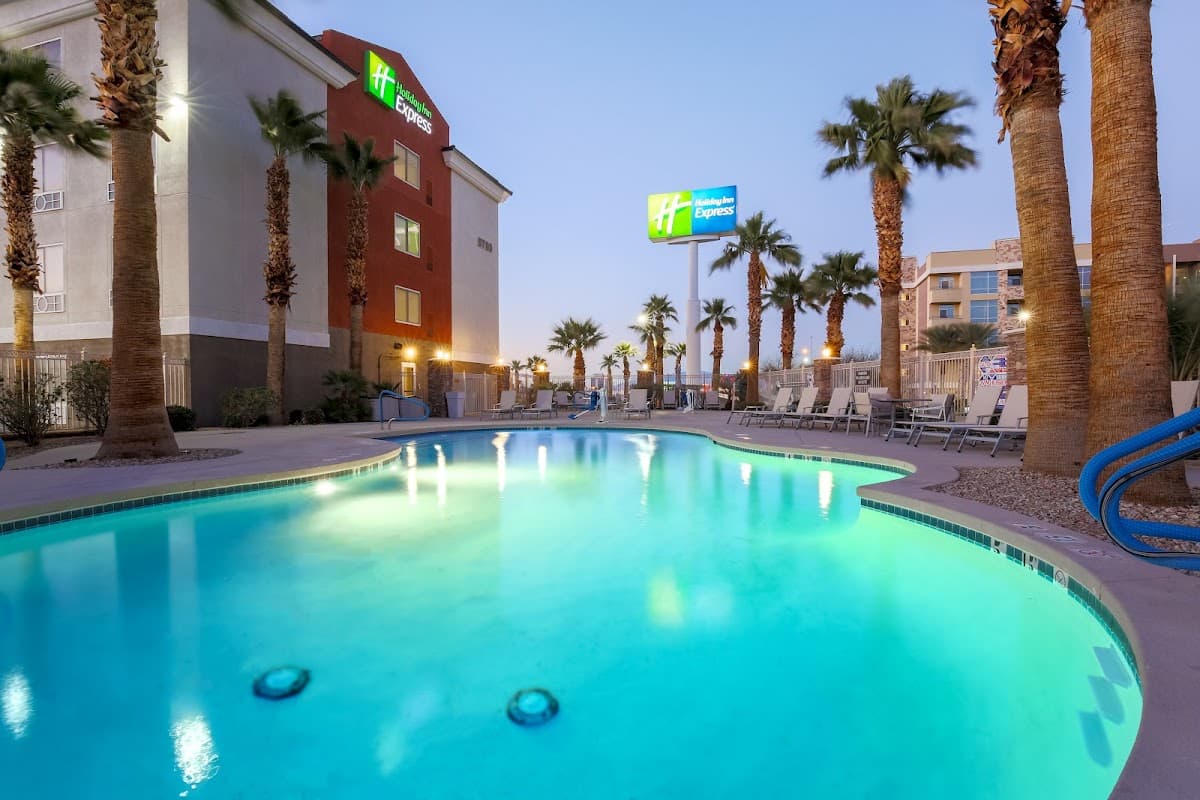 Holiday Inn Express Las Vegas - Stadium Area by IHG, Hotel in Paradise