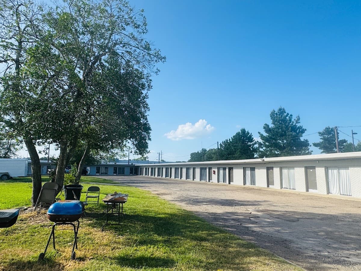 Holiday Motel, Motel in Springhill