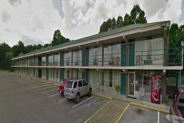 OYO Hotel Whitely City Hwy 27 KY, Hotel in Stearns