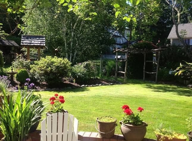 Above the Sound Bed & Breakfast, Guesthouse in Steilacoom