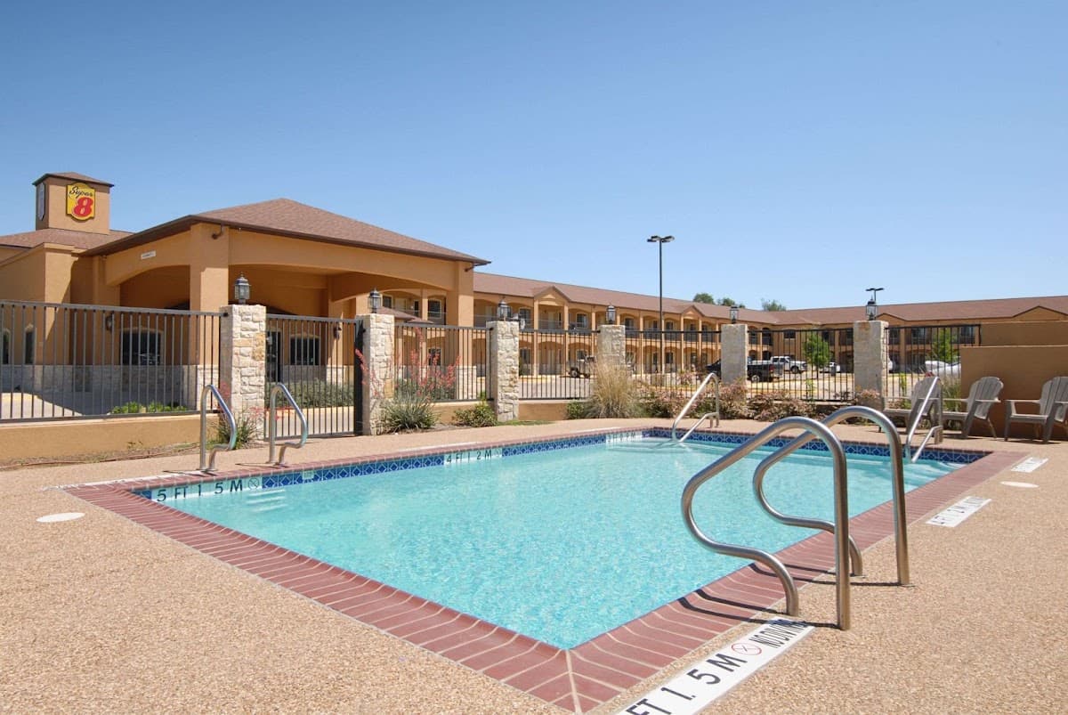 Super 8 by Wyndham Stephenville, Hotel in Stephenville