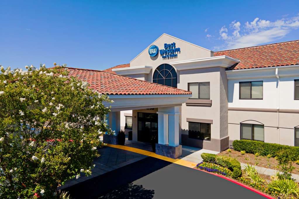 Best Western Valencia/Six Flags Inn & Suites, Hotel in Stevenson Ranch