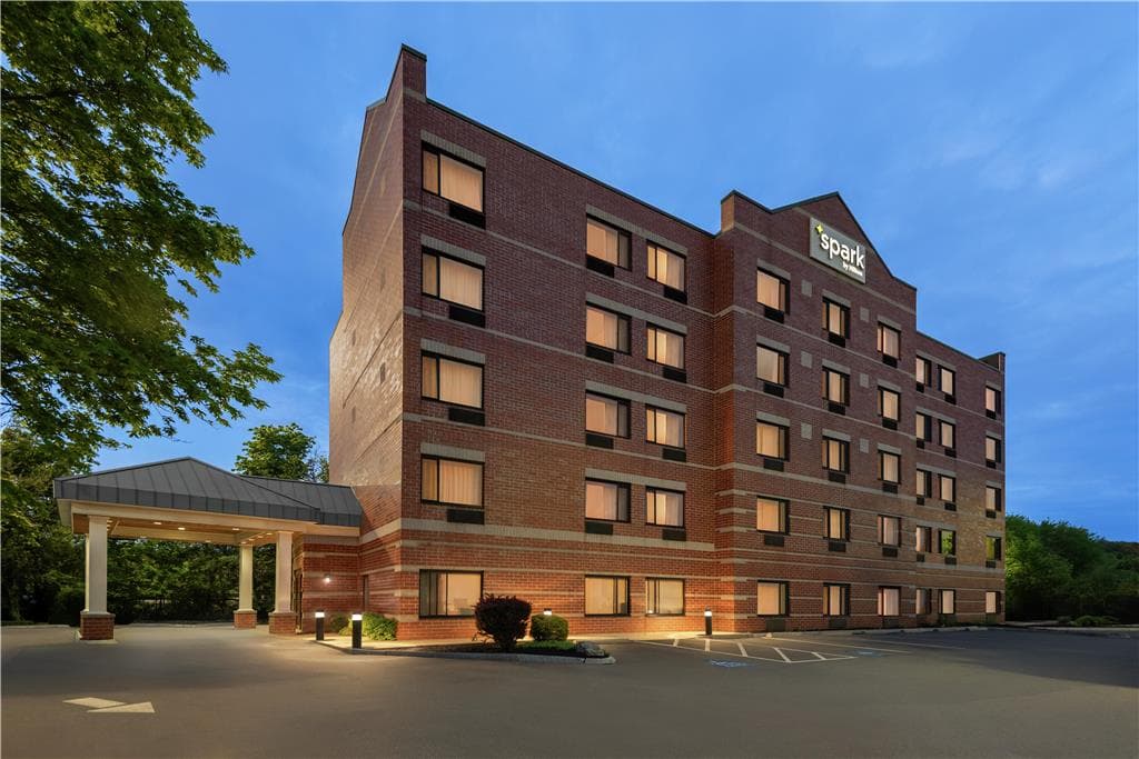 Spark by Hilton Woburn Boston, Hotel in Stoneham