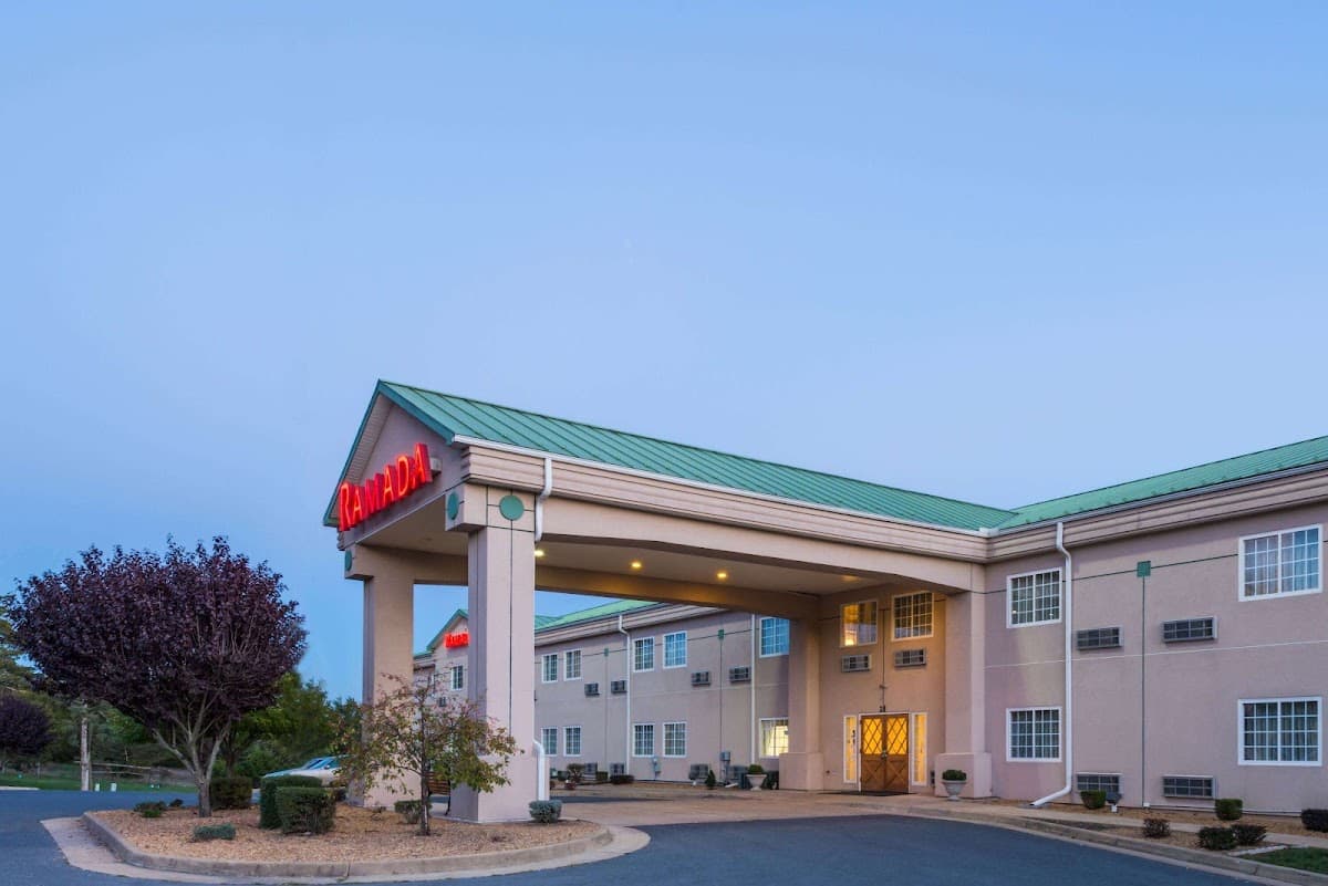 Ramada by Wyndham Strasburg/Shenandoah Valley, Hotel in Strasburg