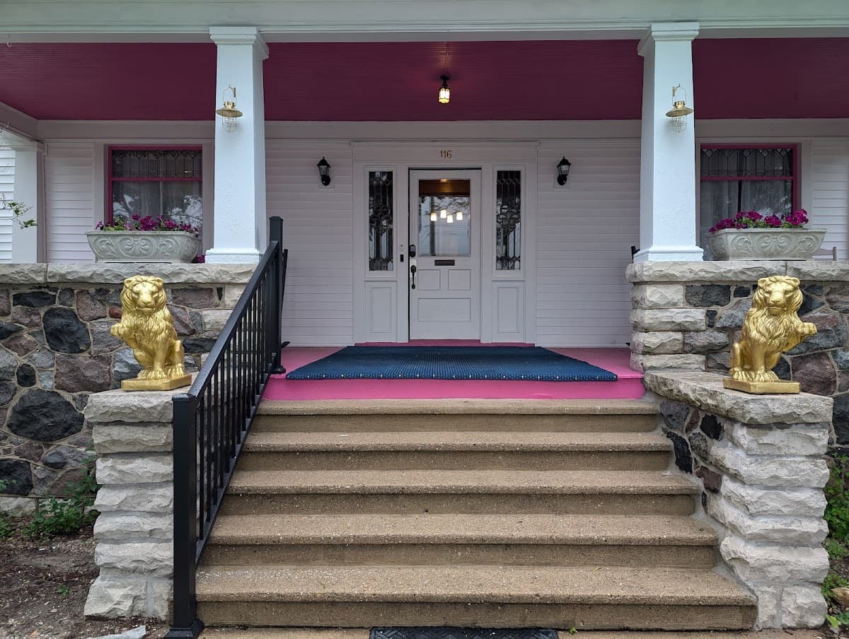 The Queen, Hotel in Sturgeon Bay