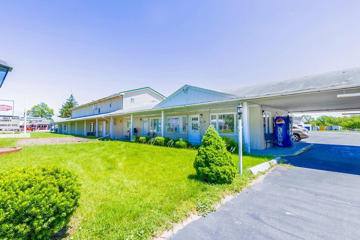 Country Hearth Inn & Suites By OYO Sturgis, Hotel in Sturgis