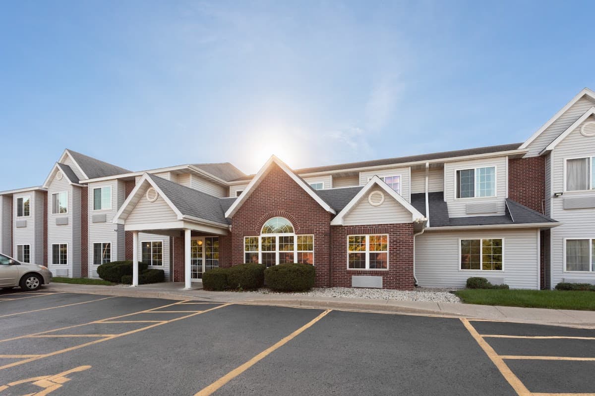 Americas Best Value Inn & Suites Racine, Hotel in Sturtevant