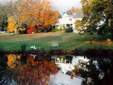 Inn On The Horse Farm, Bed & Breakfast in Sudbury