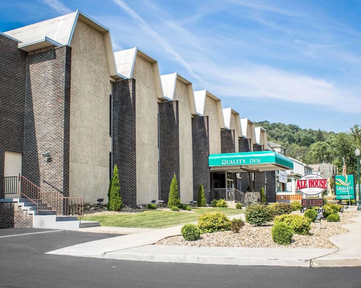 Quality Inn & Conference Center Franklin Downtown, Hotel in Sugarcreek