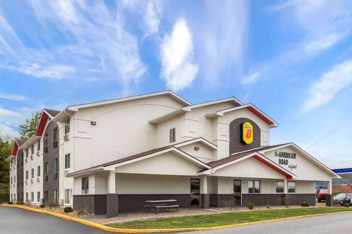 Super 8 by Wyndham Summersville, Hotel in Summersville