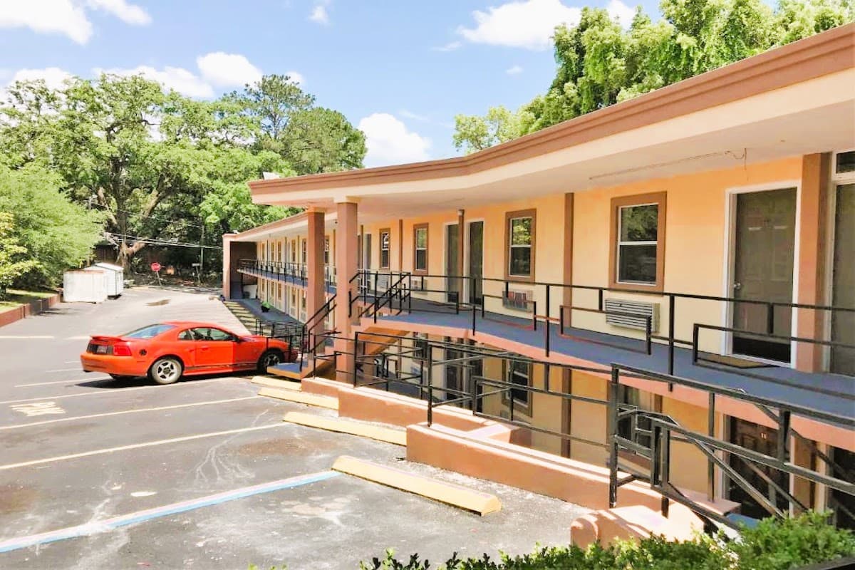 OYO Hotel Tallahassee Downtown, Hotel in Tallahassee