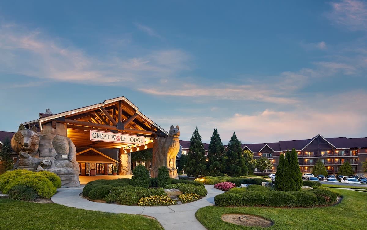 Great Wolf Lodge | Pocono Mountains, Resort in Tannersville