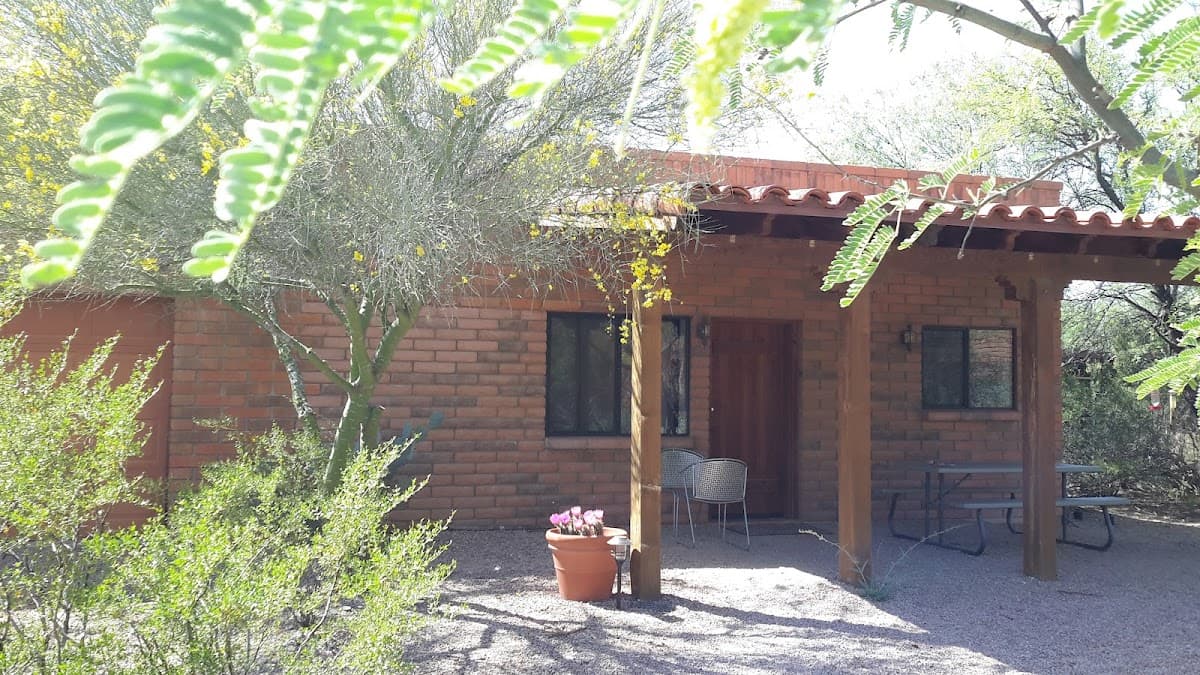 Desert Trails Bed & Breakfast, Bed & Breakfast in Tanque Verde