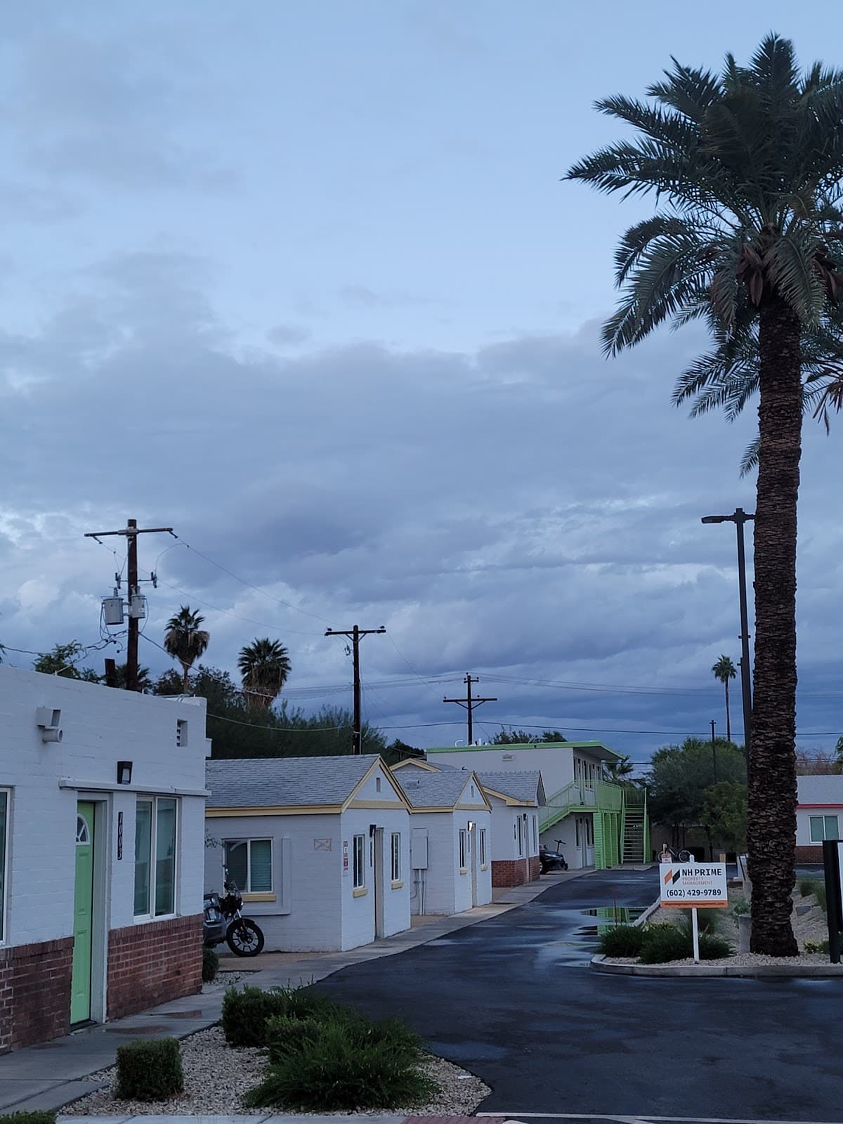 Baker's Acre Motel, Motel in Tempe