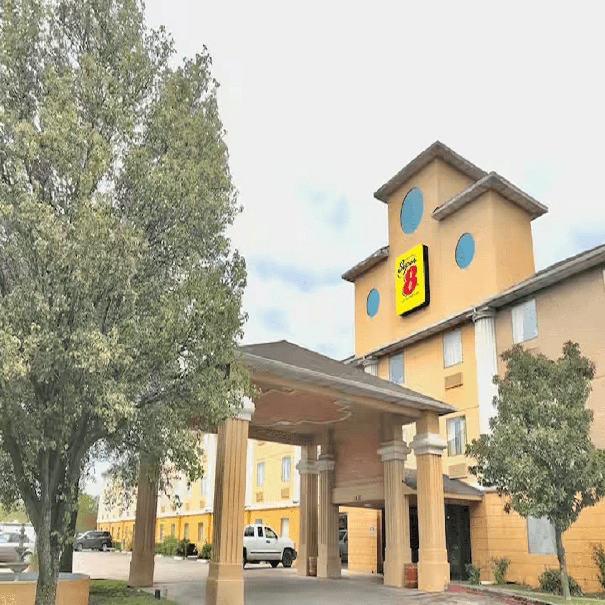 Super 8 Temple By Wyndham IH-35, Hotel in Temple