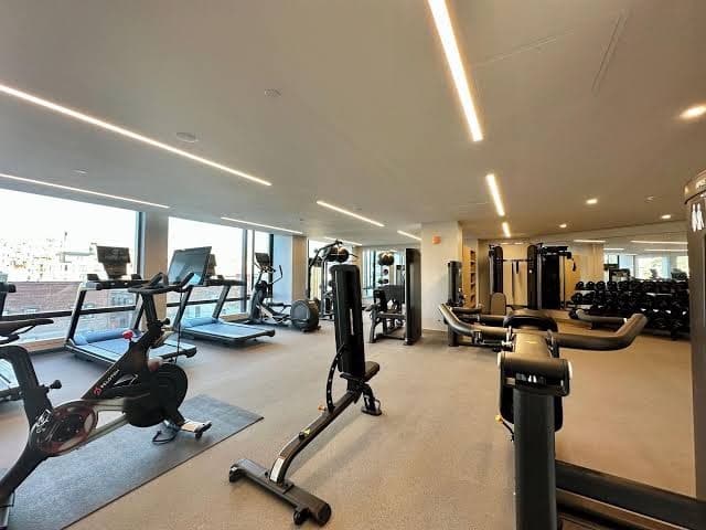 Modern Furnished Apartment 3-6 Month Executive Stay Near Columbia & Central Park, Hotel in Morningside Heights