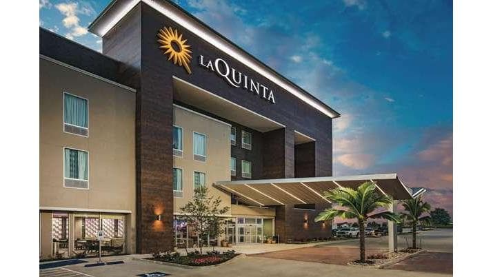 La Quinta Inn & Suites by Wyndham Dallas Plano - The Colony, Hotel in The Colony