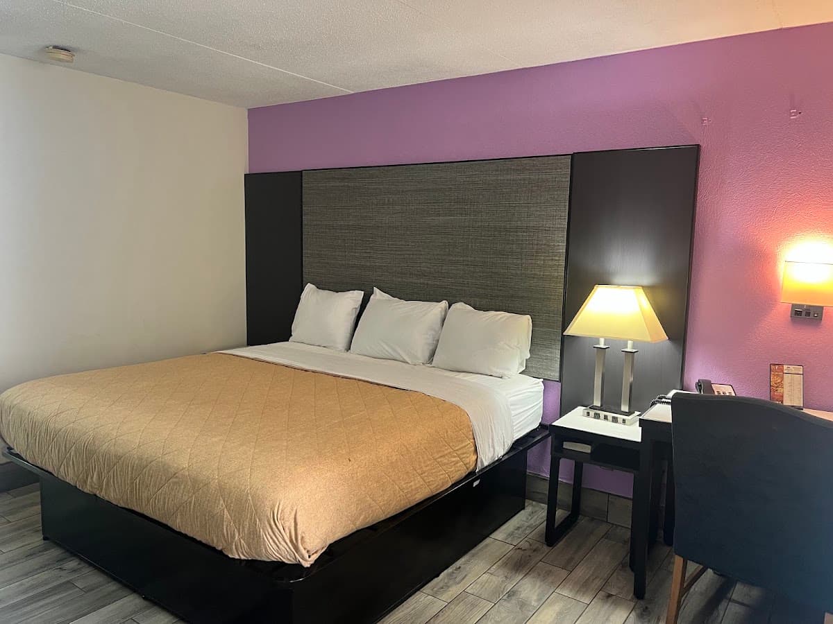 Super Inn, Hotel in Tillmans Corner